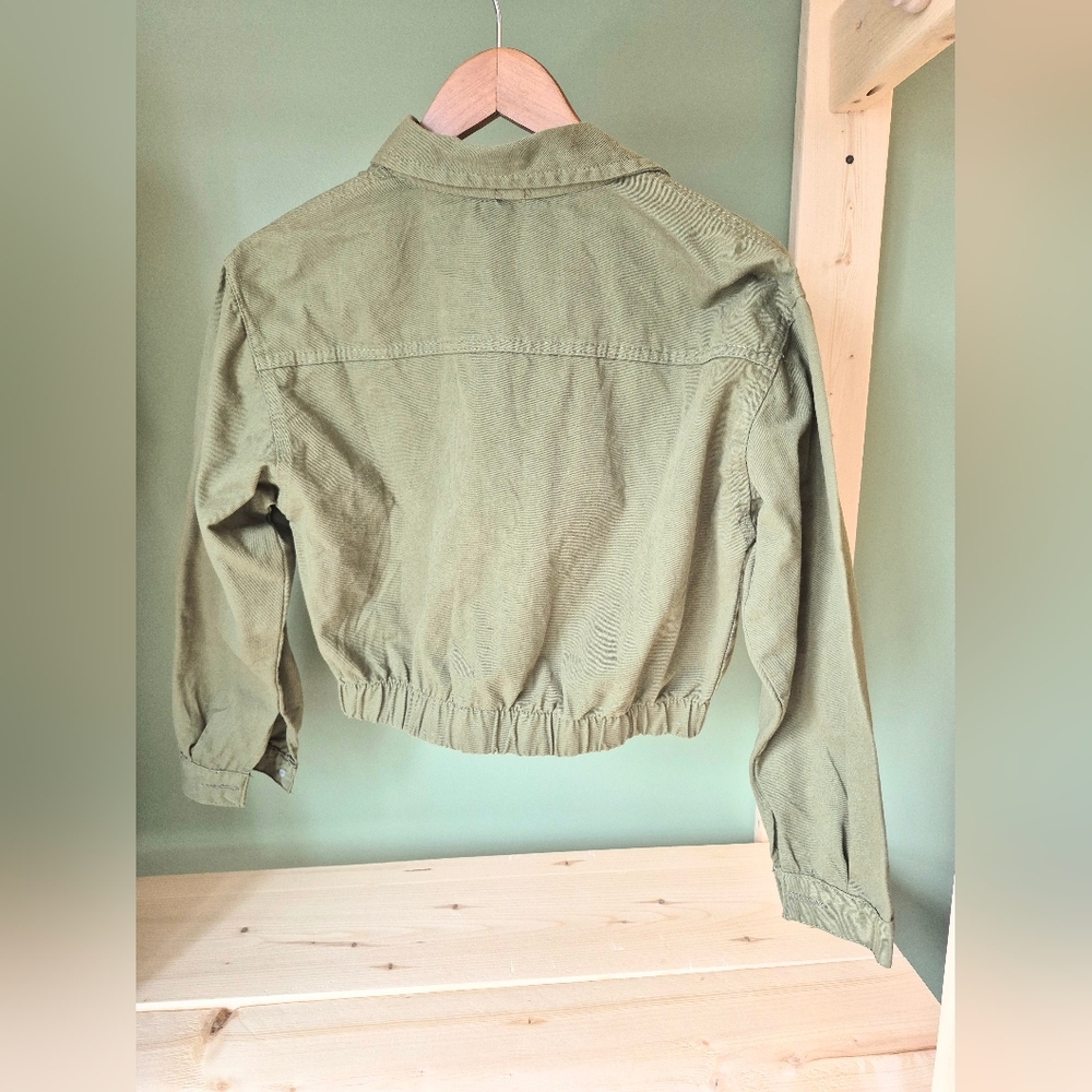 NWT Lee Women's Green Utility Chore Cropped Jacket Size Medium - Picture 2 of 6